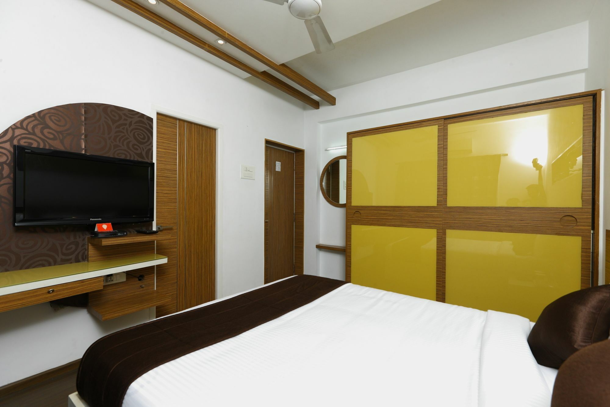 Oyo 9911 Apartment Shylee Niwas شيناي المظهر الخارجي الصورة