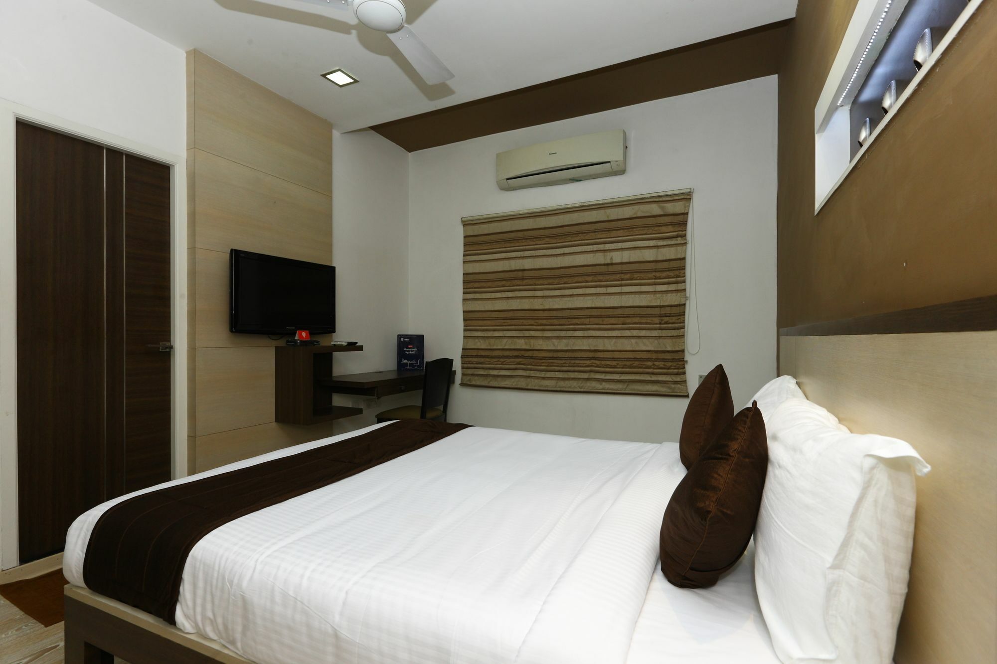 Oyo 9911 Apartment Shylee Niwas شيناي المظهر الخارجي الصورة